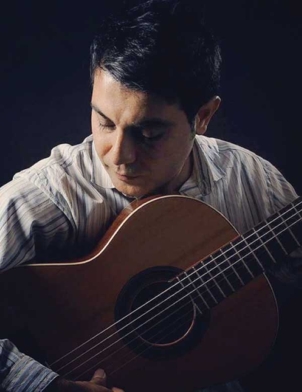 شهرام بهرامی، مدرس گیتار کلاسیک، پاپ و فلامنکو