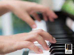 چطور دو دستی پیانو بزنیم ؟